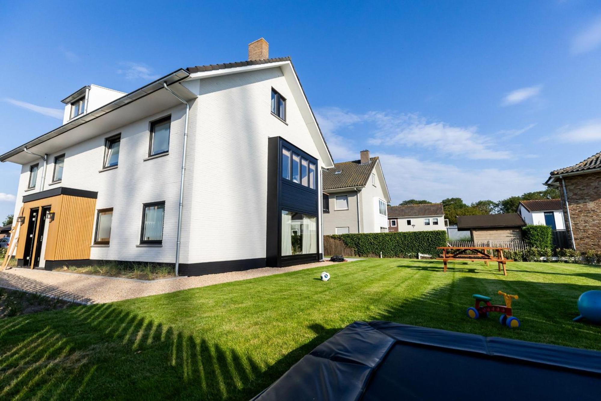 Huswell - Cozy Family Home Steps From The Sea Cadzand Esterno foto